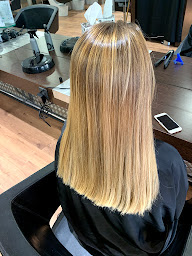 Photo n°1 de STEPHAN Coiffure Bonnefoy à Toulouse (Salon de coiffure)