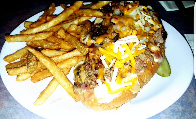 Oasis Restaurant & Lounge