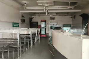 Zameer hotel image