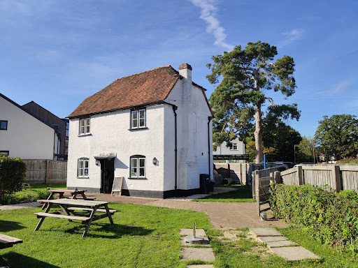 Tea Rooms Aldermaston Wharf - Thumbnail