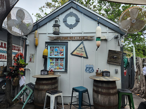 DJ's Clam Shack - Thumbnail
