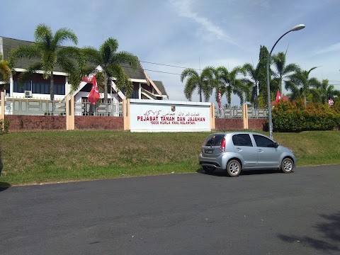 pejabat tanah kuala krai