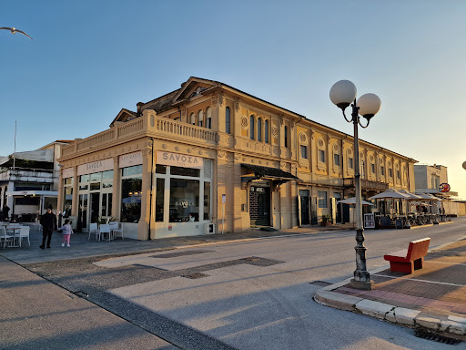 Caffe' Liberty Gallery - Italy