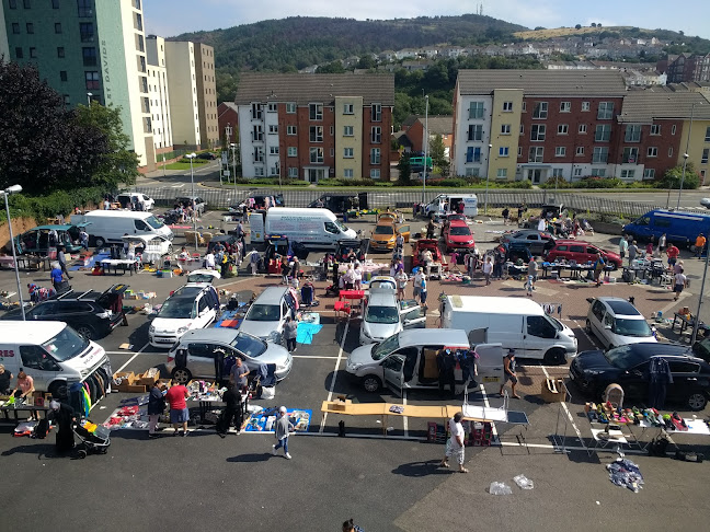 Comments and reviews of High Street Multistorey Car Boot Sale