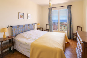 Photo n°7 de Deluxia à Sainte-Maxime (Agence immobilière)