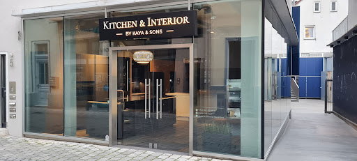 Kitchen & Interior
