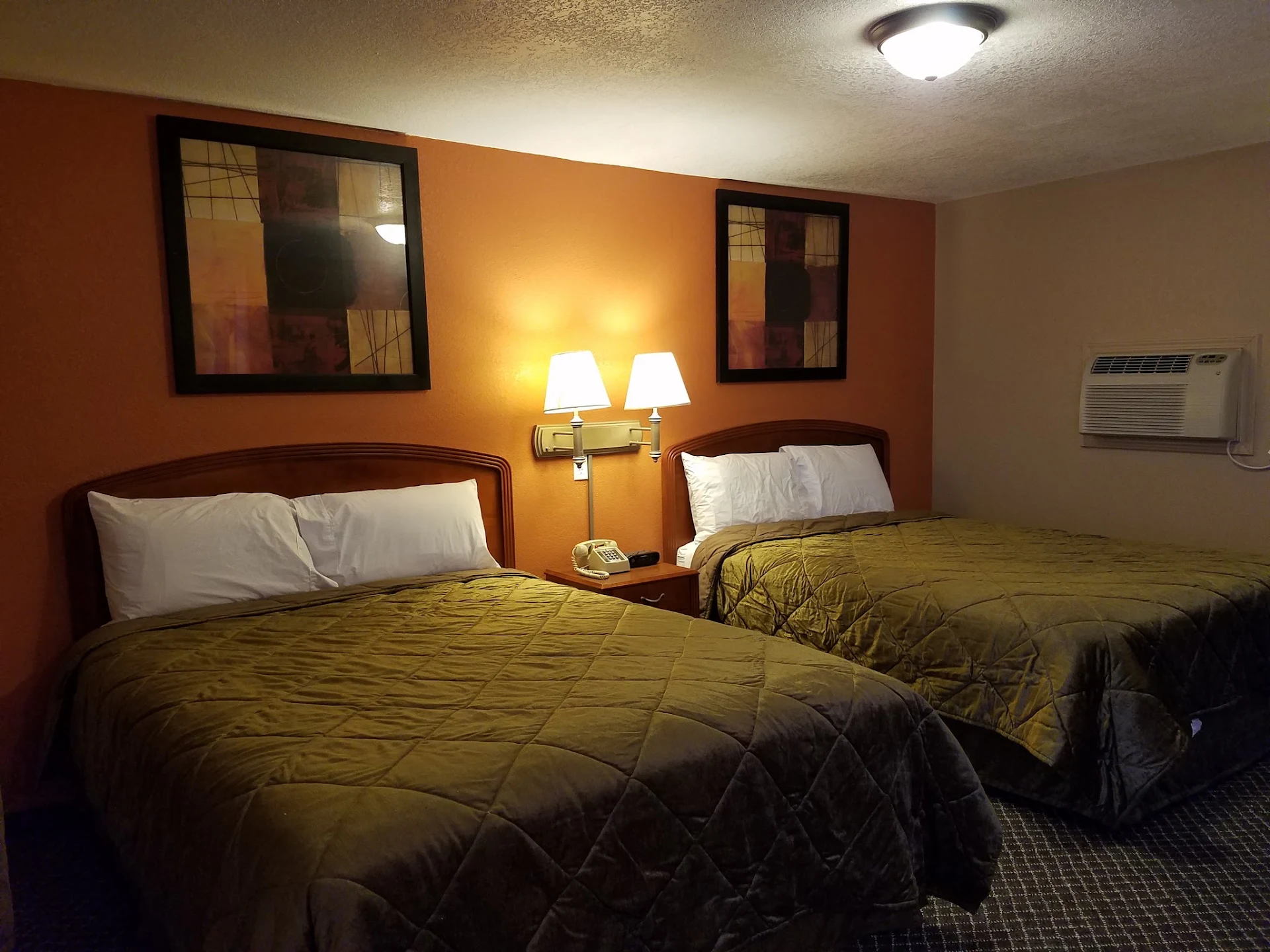Budget Inn