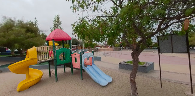Opiniones de Plaza Caldera en Caldera - Centro comercial