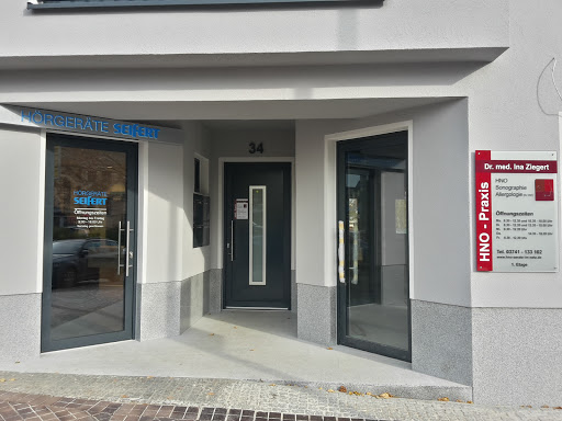 Frau Dr. med. Ina Ziegert Logo