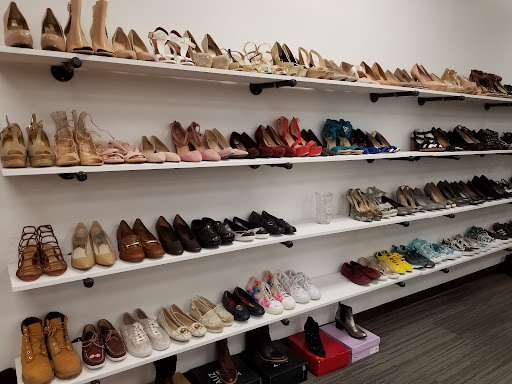 blue / A GOODWILL BOUTIQUE / - Thumbnail