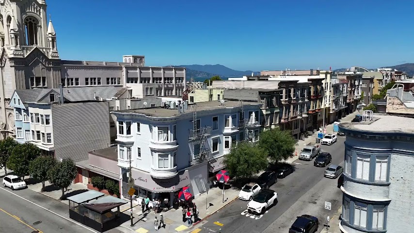 Mama's On Washington Square by null