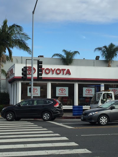 Photos of Toyota Santa Monica