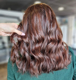 Photo n°13 de Eurl Theme Coiffure à Mûrs-Erigné (Salon de coiffure)