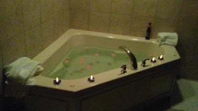 Photos of Country Inn & Suites By Carlson, Zion, IL