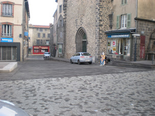 Photo n°1 de Couillard Yann cordonnerie yann et stella à Saint-Flour (Cordonnier)