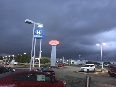Photos of Kia of Bradley