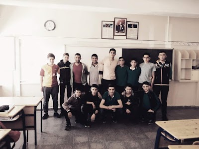 Yeşilyurt Anadolu İmam Hatip Lisesi