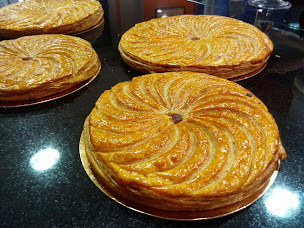 Photo n°4 de Maison Poulain à Bagnols-sur-Cèze (Pâtissier spécialisé dans les gâteaux de mariage)