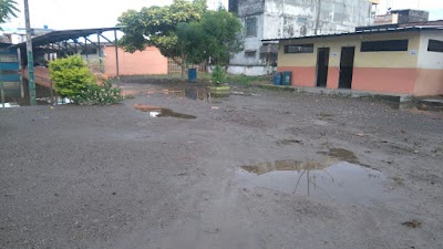 Photos of Unidad Educativa Modesto Chavez