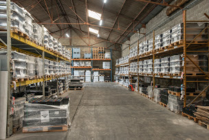 Photo n°4 de Ouest Batteries - Niort à Niort (Magasin de batteries pour voitures)