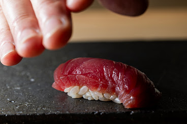 SUSHI SHIOGAMAKOU GINZA KIWAMI by null