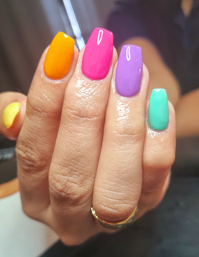 Flora SALON - Visual
