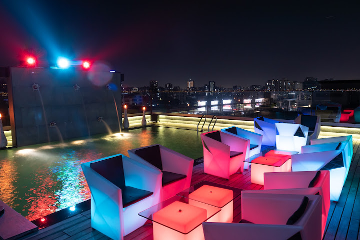 Otium RoofTop Lounge Bar by null