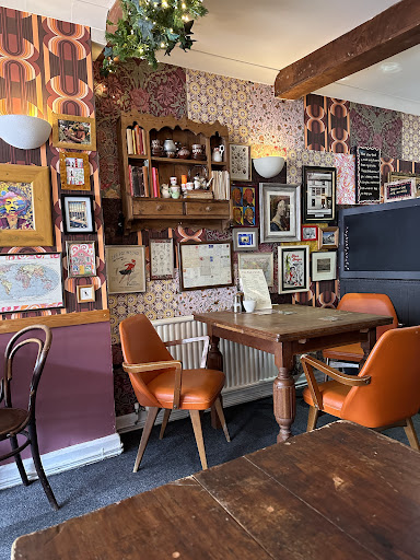 Cafe Chakra - Visual