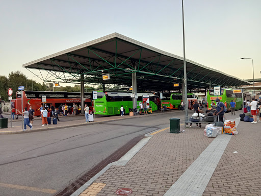 Lampugnano Bus Station