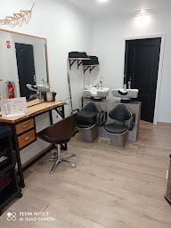 Photo n°10 de L'essentiel à Hautmont (Salon de coiffure)