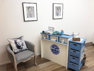 MARYeyes(マリーアイズ)