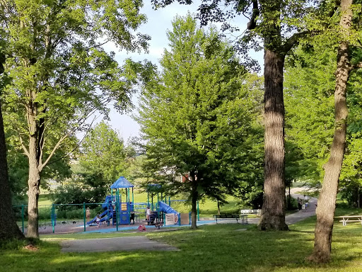 Wisconsin Avenue Park Gallery - United States