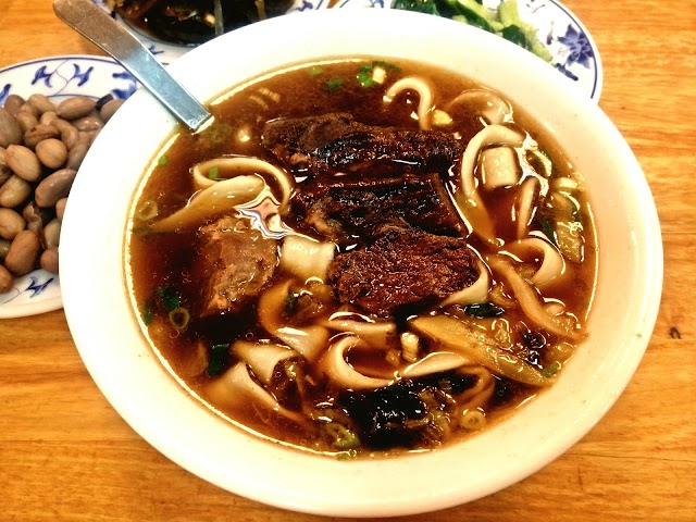 老山東牛肉麺