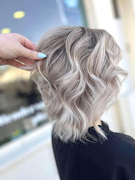 Photo n°5 de B-ty Exp'Hair à Breteuil (Salon de coiffure)