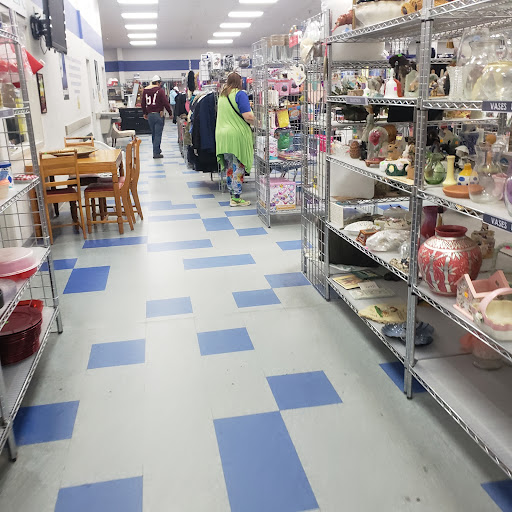 Goodwill Moline - Visual