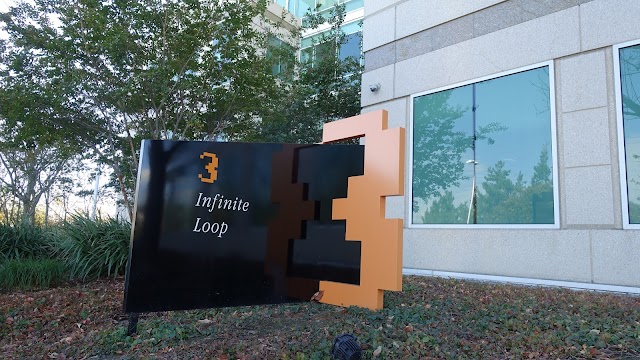 Apple Infinite Loop