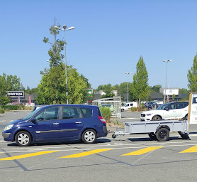 Photo n°8 de LA BONNE AFFAIRE - 35133 SAINT GERMAIN EN COGLÈS [DÉSTOCKAGE - BON PLAN] à Saint-Germain-en-Coglès (Magasin)