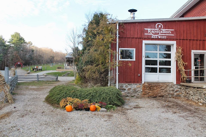 Rapscallion Pub by null