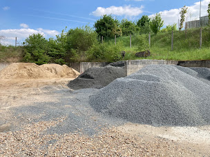 Photo n°5 de SARL EBTTP - BINIER TP à Athée-sur-Cher (Fournisseur de sable et de gravier)