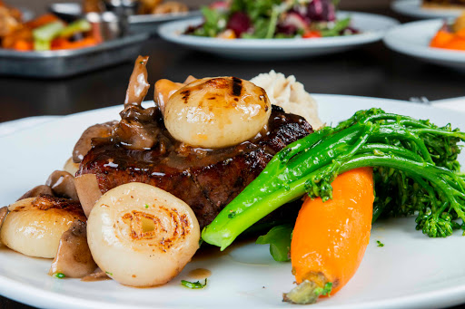 Willby's Restaurant & Lounge - Thumbnail