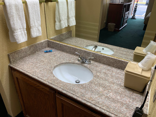 Coachman's Inn Motel - Thumbnail