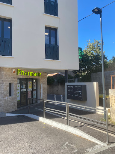 Pharmacie La Chapelle