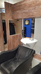 Photo n°21 de Métamorphose Coiffure à Ronchin (Salon de coiffure)