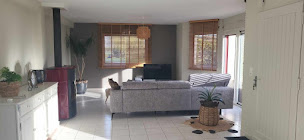 Photo n°16 de EB Peinture Décoration à Trémorel (Tapissier décorateur)