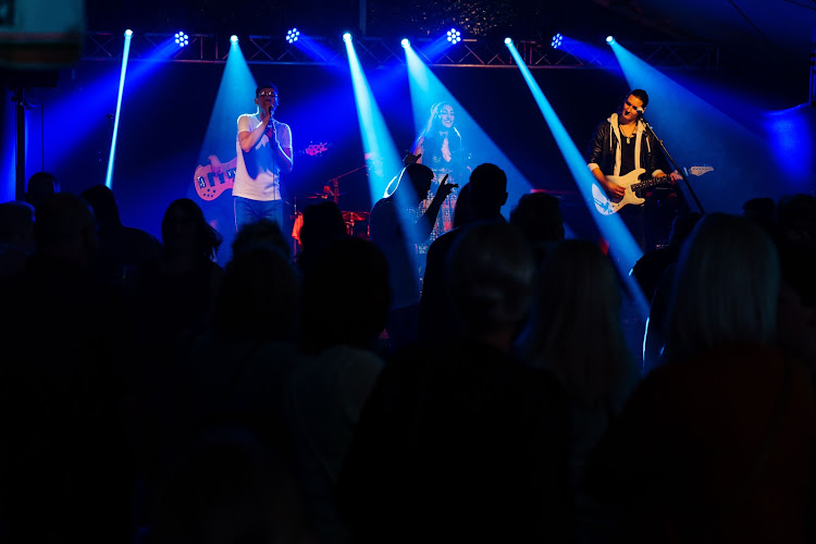 Liveband Stilhouette Coverband photo