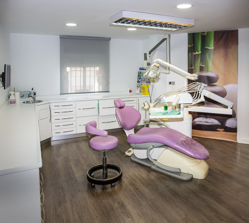 Clínica Dental Dr Munir - Thumbnail