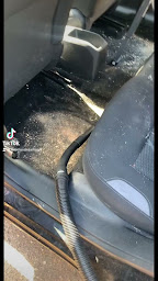 Photo n°13 de Mely’sDetailing à Loire-sur-Rhône (Service de nettoyage de moquettes)