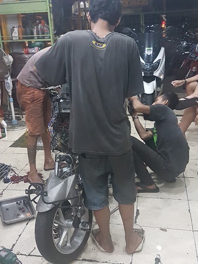 Photos of SKW Motor