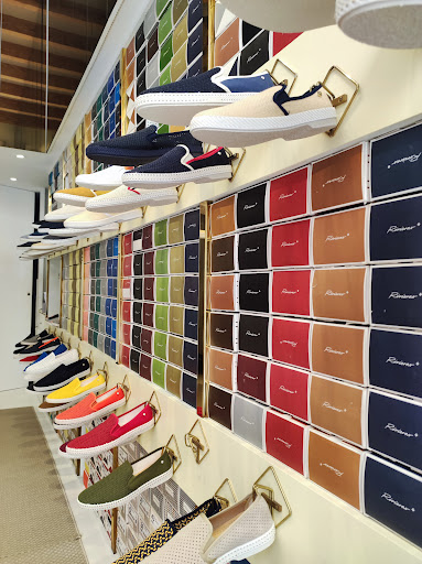 Rivieras Leisure Shop Eivissa - Thumbnail