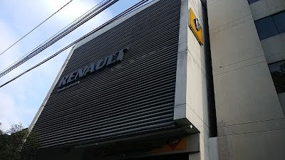 Photos of Renault House Britanica